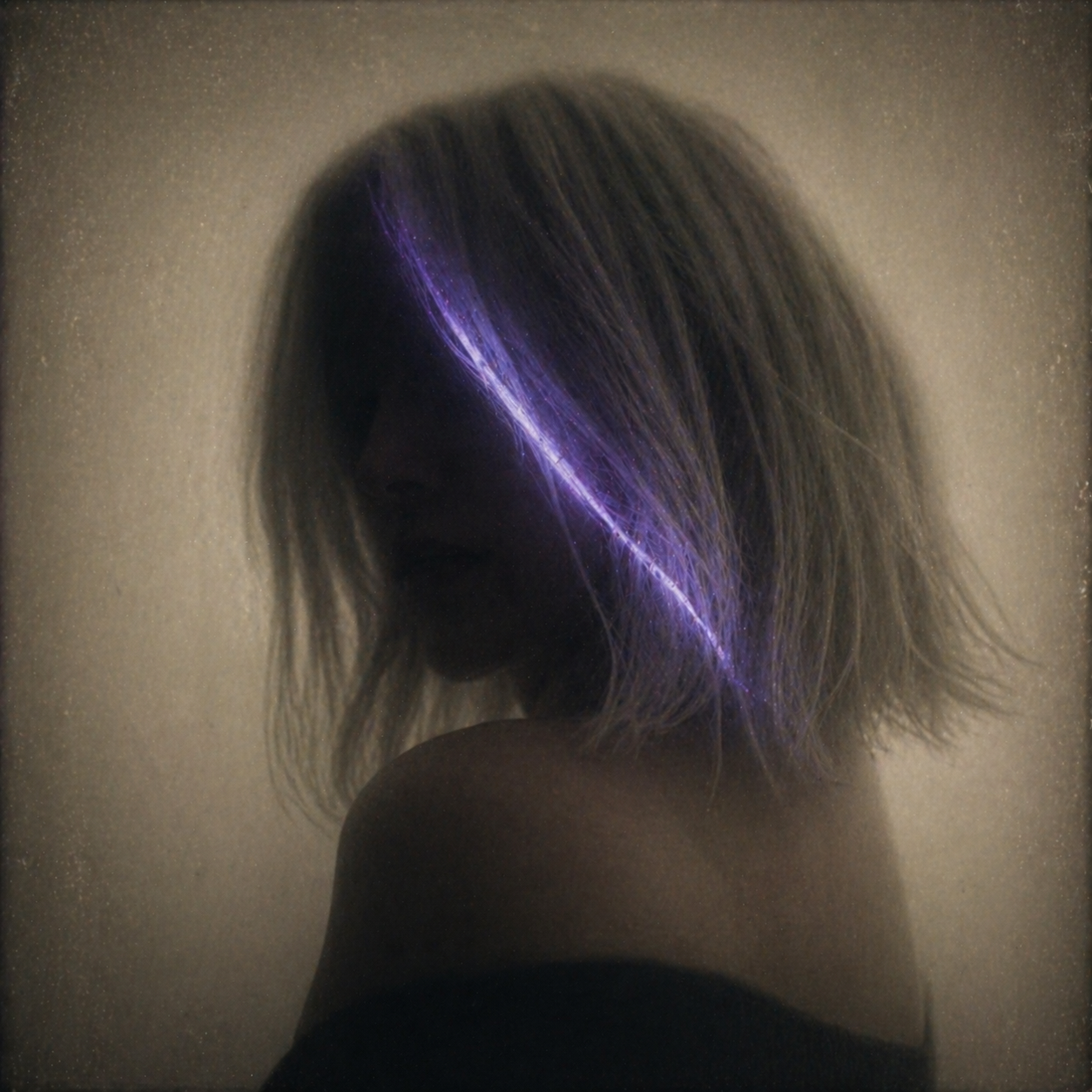 Portrait B — violet rupture